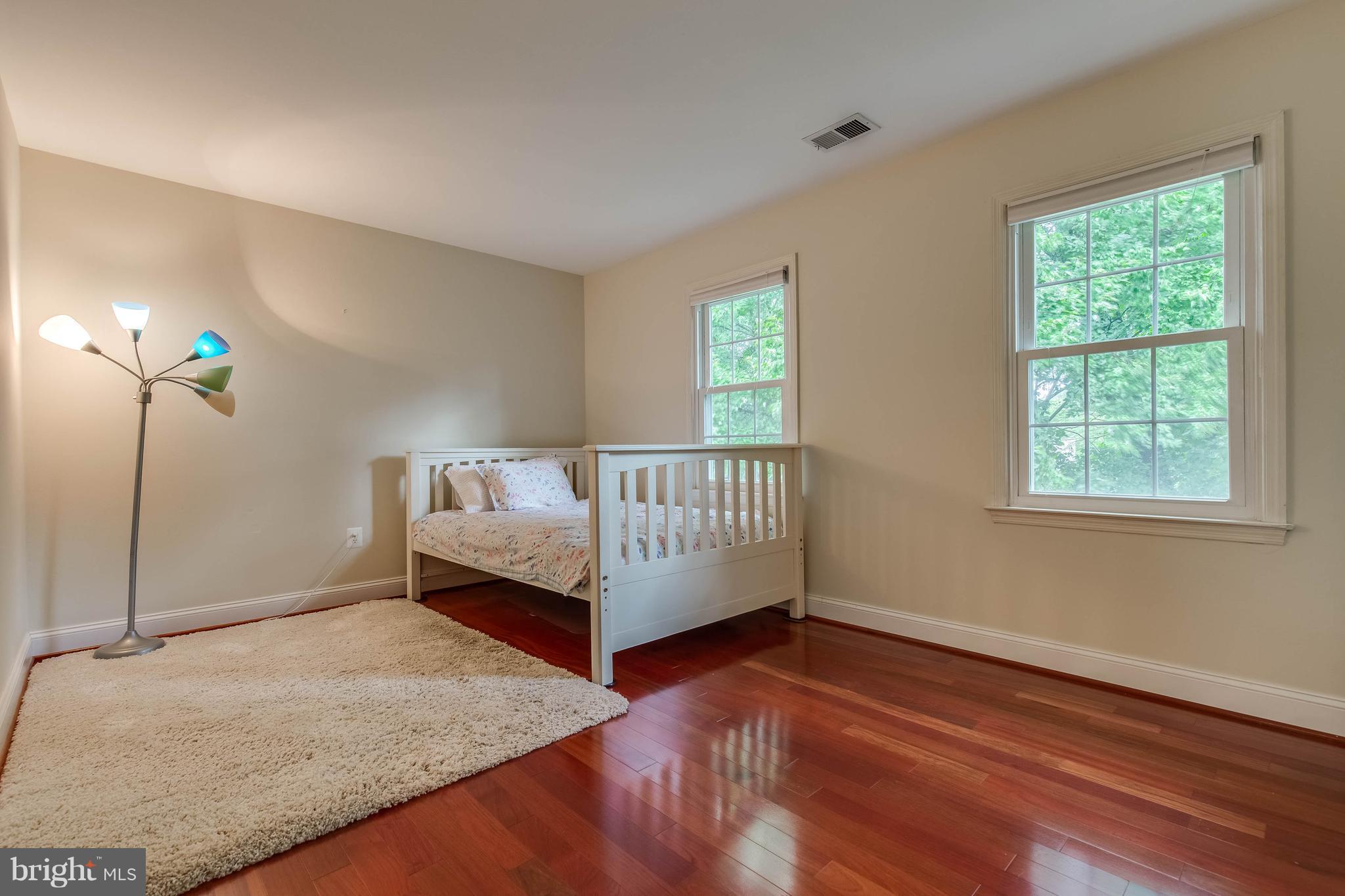 4820 Powell Road Fairfax, VA 22032 - Photo 22 of 31 Spacious rooms