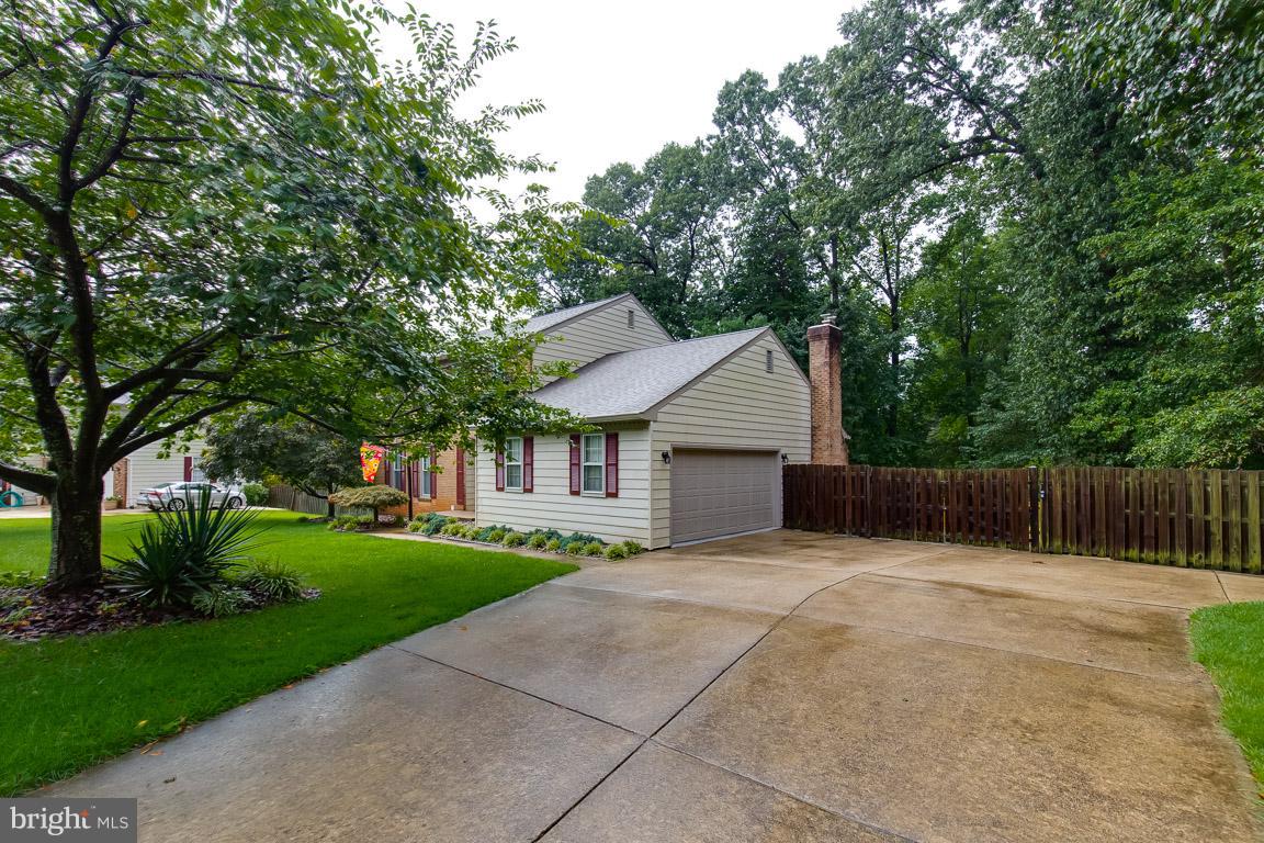 4820 Powell Road Fairfax, VA 22032 - Photo 28 of 31 Two car side-load garage