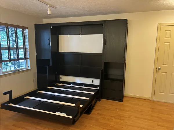 $1,100 | 1324 Cortlandt Street, Unit 1, Houston, TX 77008