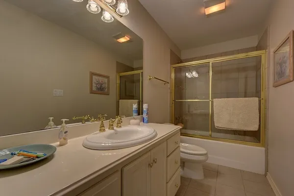 $4,395,000 | 10777 Mazoch Road, Weimar, TX 78962