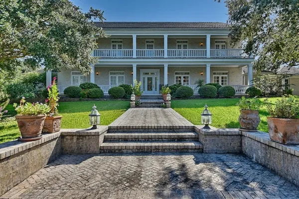 $4,395,000 | 10777 Mazoch Road, Weimar, TX 78962