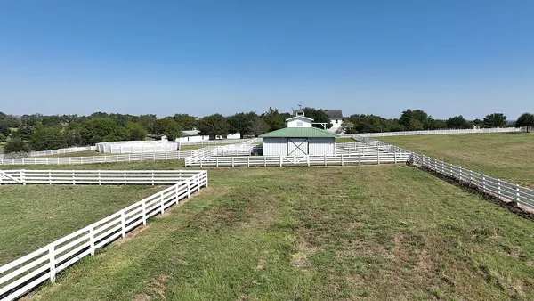 $4,395,000 | 10777 Mazoch Road, Weimar, TX 78962
