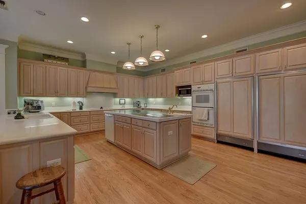 $4,395,000 | 10777 Mazoch Road, Weimar, TX 78962