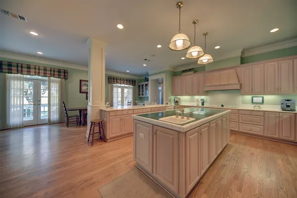 $4,395,000 | 10777 Mazoch Road, Weimar, TX 78962