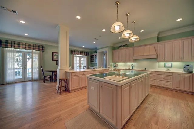 $5,399,000 | 10777 Mazoch Road, Weimar, TX 78962