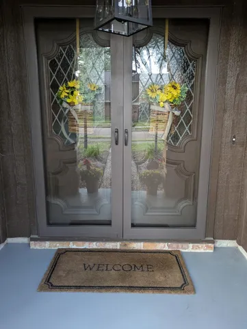 a view of a entryway