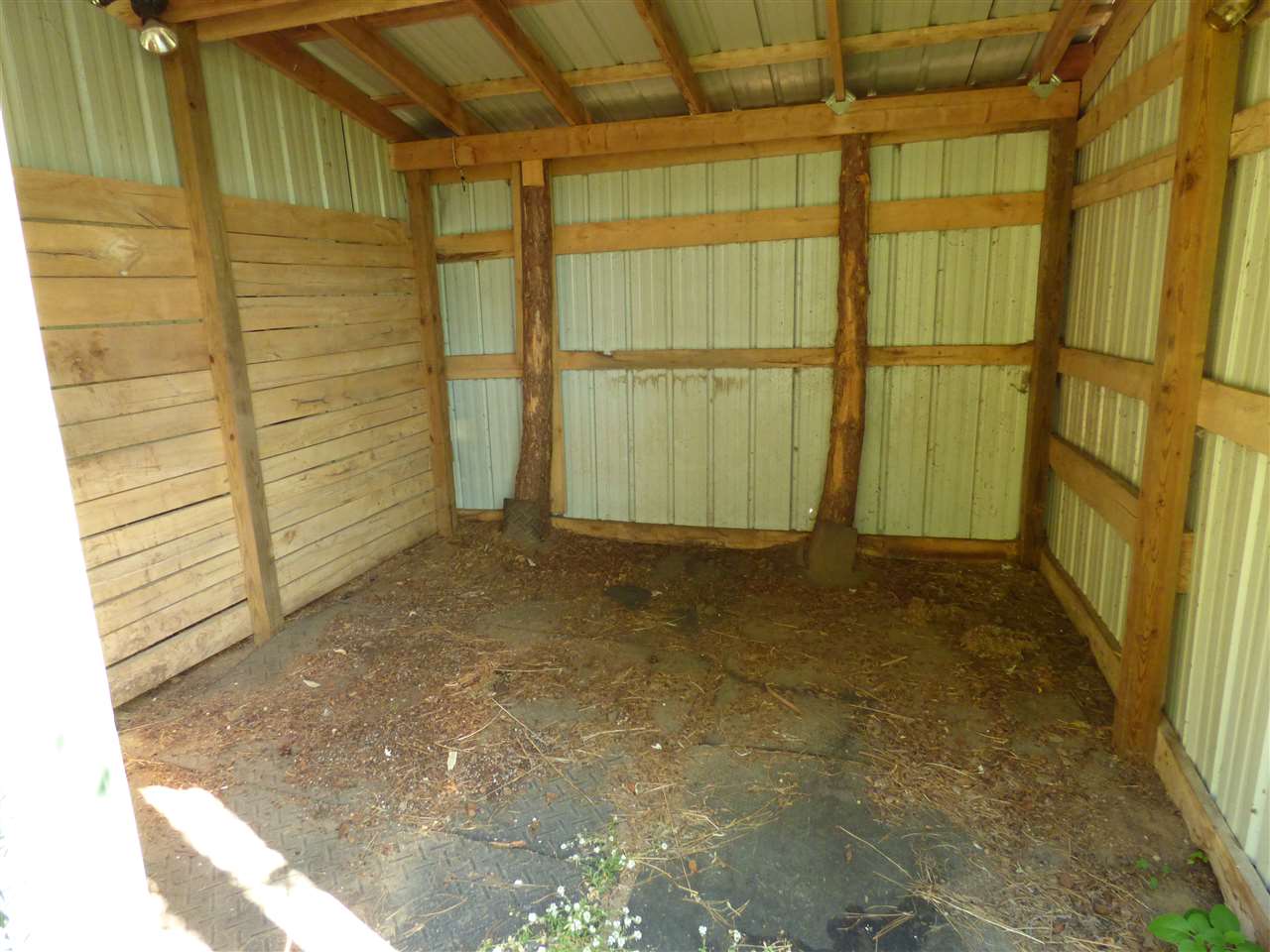 20659 Cinder Road Interlochen, MI 49643 - Photo 26 of 36 1865832-25.JPG