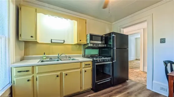 $285,000 | 2055 West Academy Street, Winston-Salem, NC 27103