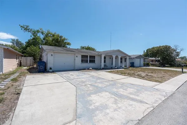 $239,900 | 3352 Seffner Drive, Holiday, FL 34691