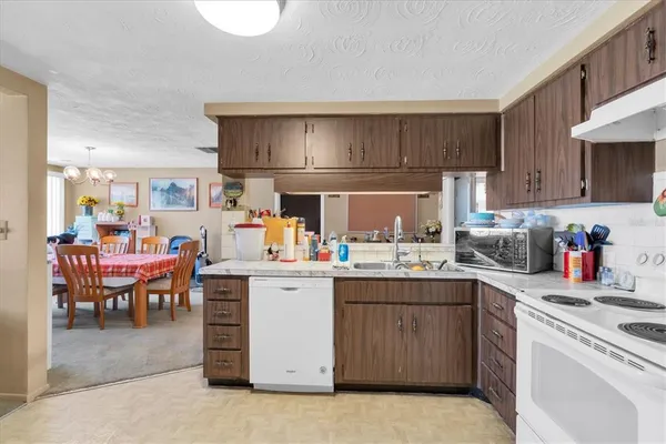 $239,900 | 3352 Seffner Drive, Holiday, FL 34691
