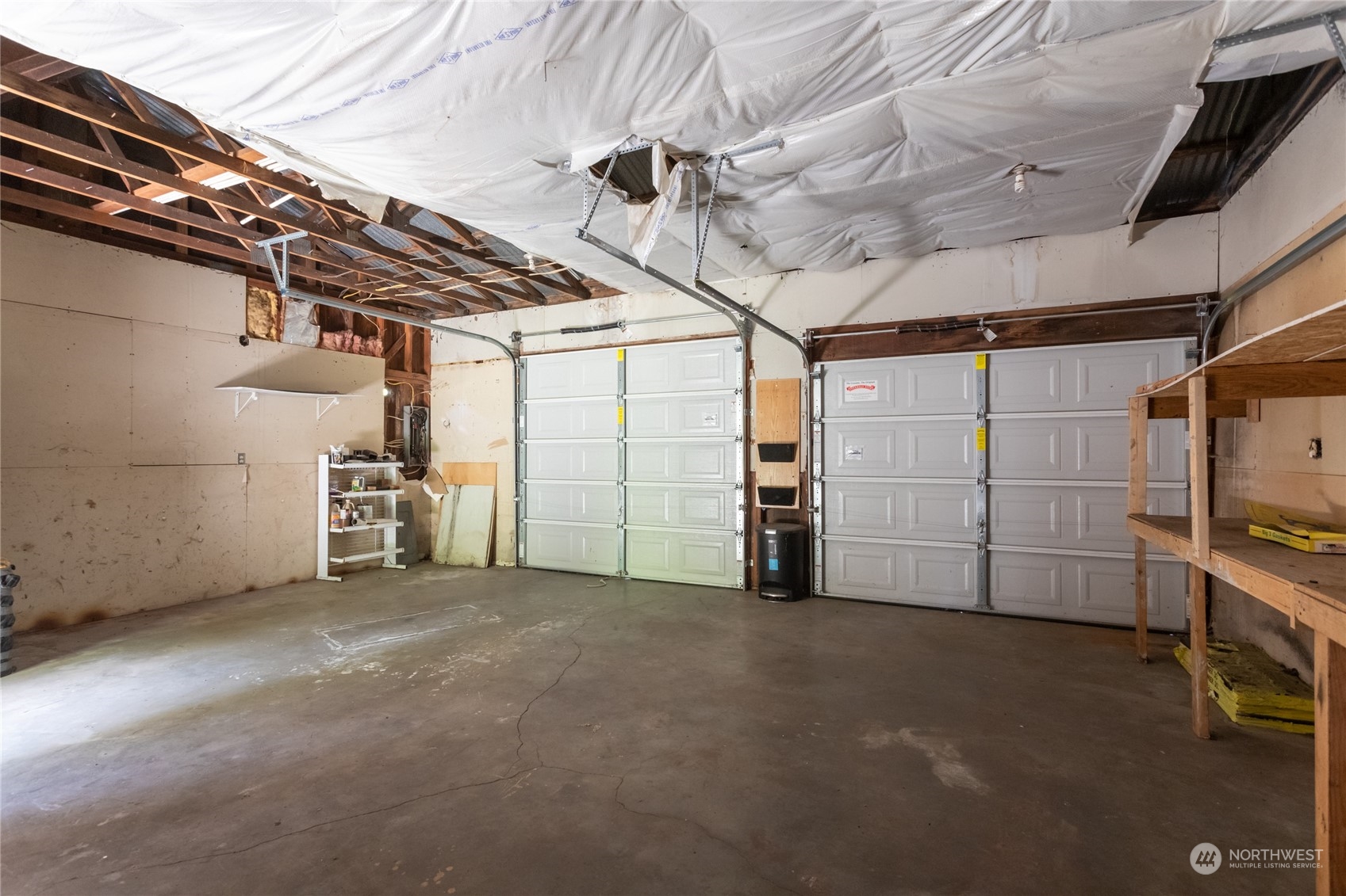 1187 West Axton Road Ferndale, WA 98248 - Photo 32 of 40 a view of a garage