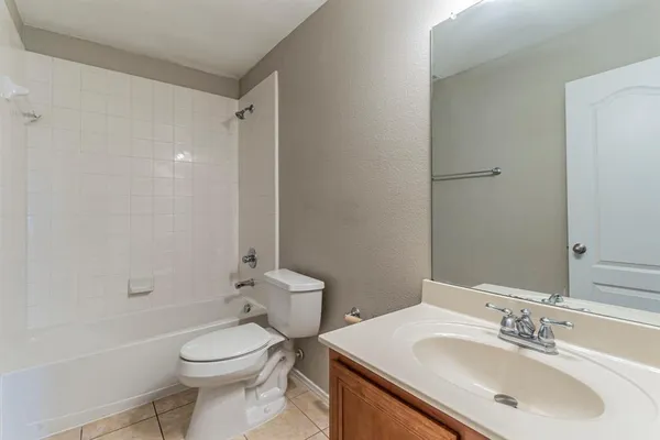 $449,000 | 115 Matamoros Street, Grand Prairie, TX 75051