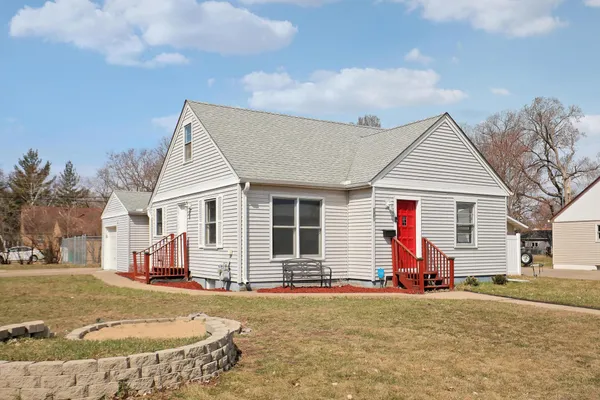 $330,000 | 5301 Edgewood Avenue North, Crystal, MN 55428