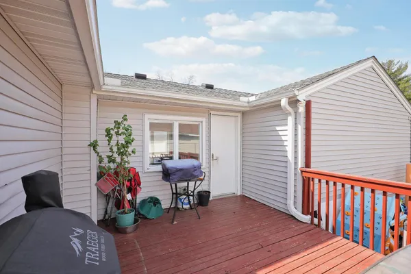 $330,000 | 5301 Edgewood Avenue North, Crystal, MN 55428