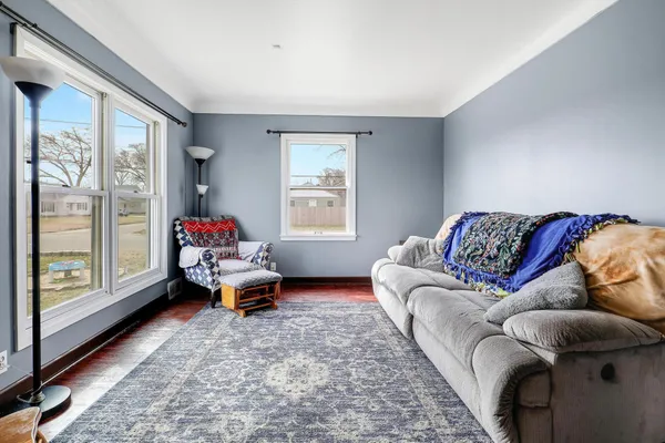 $330,000 | 5301 Edgewood Avenue North, Crystal, MN 55428