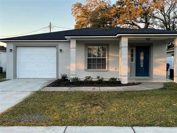 $2,600 | 3021 West Tampa Bay Boulevard, Tampa, FL 33607