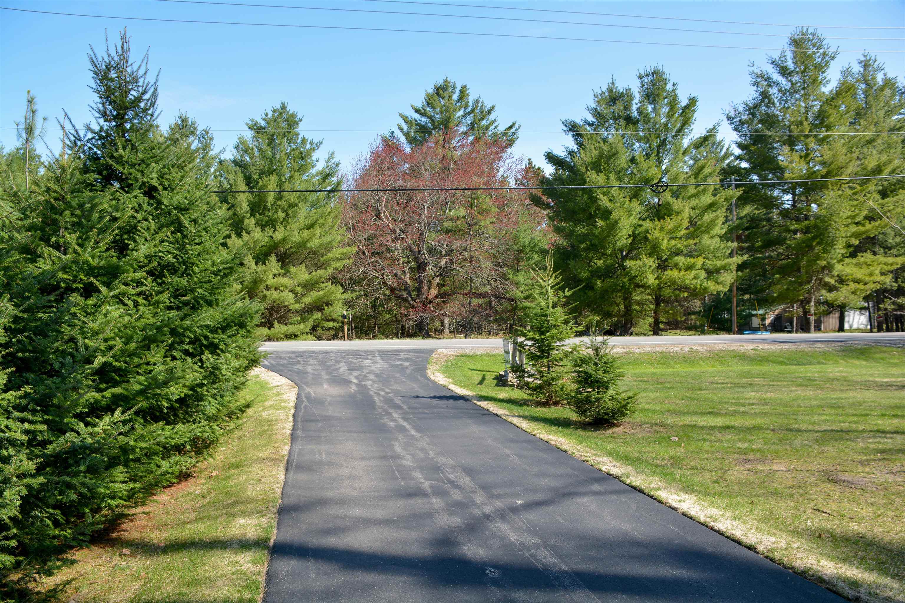6622 Walton Road Kingsley, MI 49649 - Photo 7 of 60