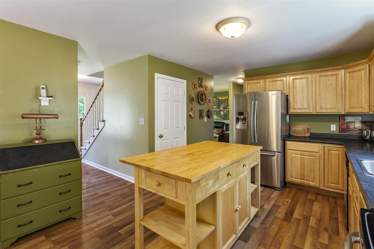 7 Gamache Road Derry, NH 03038 - Photo 17 of 34
