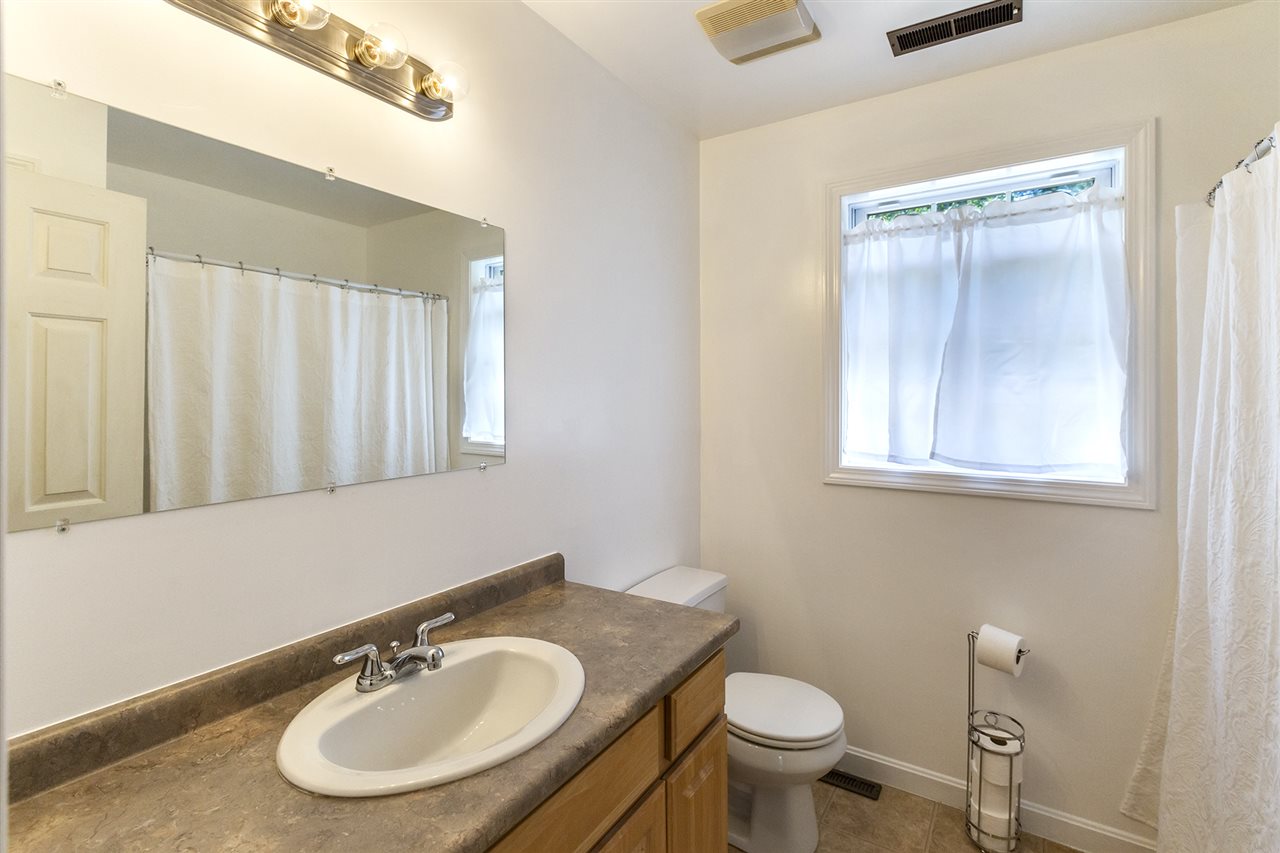 7 Gamache Road Derry, NH 03038 - Photo 22 of 34