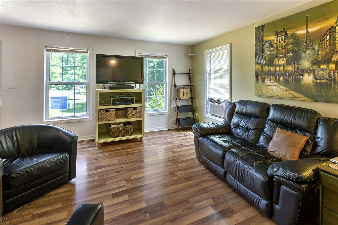 7 Gamache Road Derry, NH 03038 - Photo 8 of 34