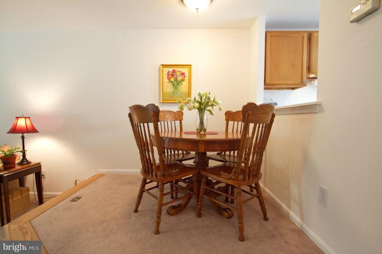 11950 Hollowwind Court Reston, VA 20194 - Photo 2 of 30 Dining Room