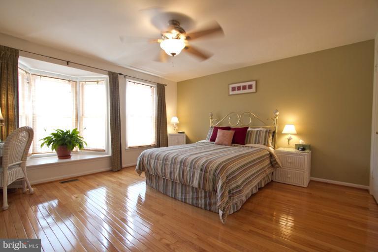 11950 Hollowwind Court Reston, VA 20194 - Photo 16 of 30 Bedroom (Master)
