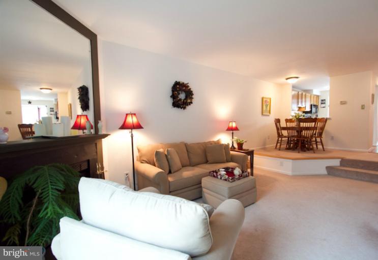 11950 Hollowwind Court Reston, VA 20194 - Photo 24 of 30 Family Room