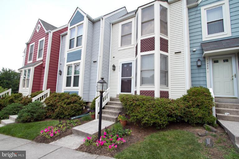 11950 Hollowwind Court Reston, VA 20194 - Photo 30 of 30 Exterior (Front)