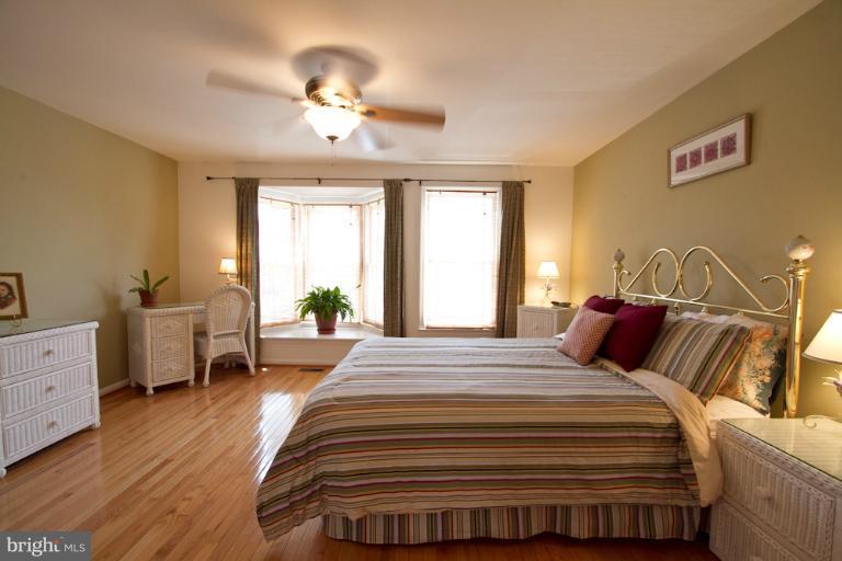11950 Hollowwind Court Reston, VA 20194 - Photo 9 of 30 Bedroom (Master)