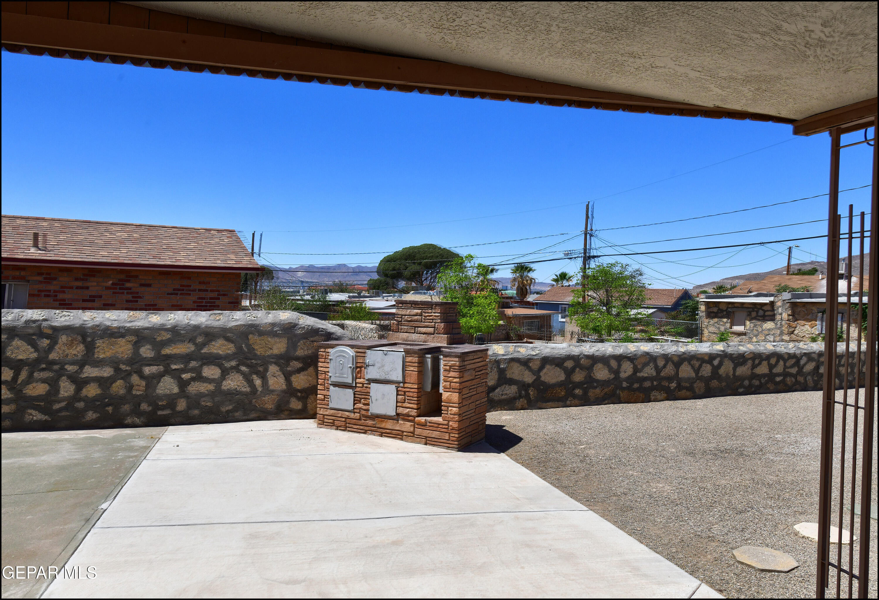 5107 Raymond Jays Road El Paso, TX 79903 - Photo 31 of 35
