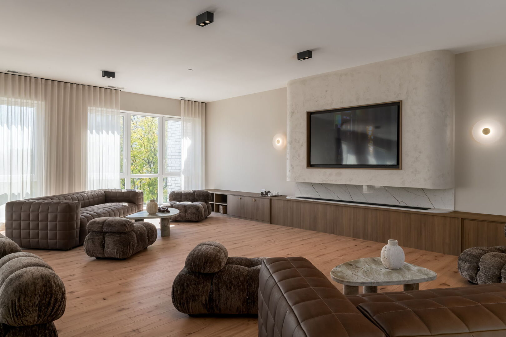 8020 O Connor Drive, Unit 214 River Grove, IL 60171 - Photo 37 of 52 a living room with furniture window and a couch