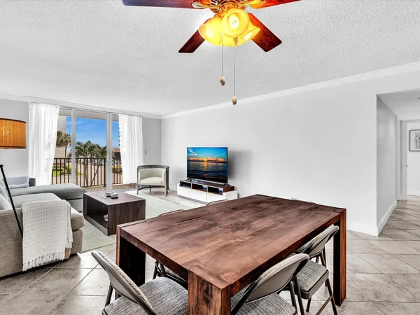 $2,250 | 1150 Hillsboro Mile, Unit 204, Hillsboro Beach, FL 33064