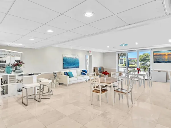 $2,250 | 1150 Hillsboro Mile, Unit 204, Hillsboro Beach, FL 33064