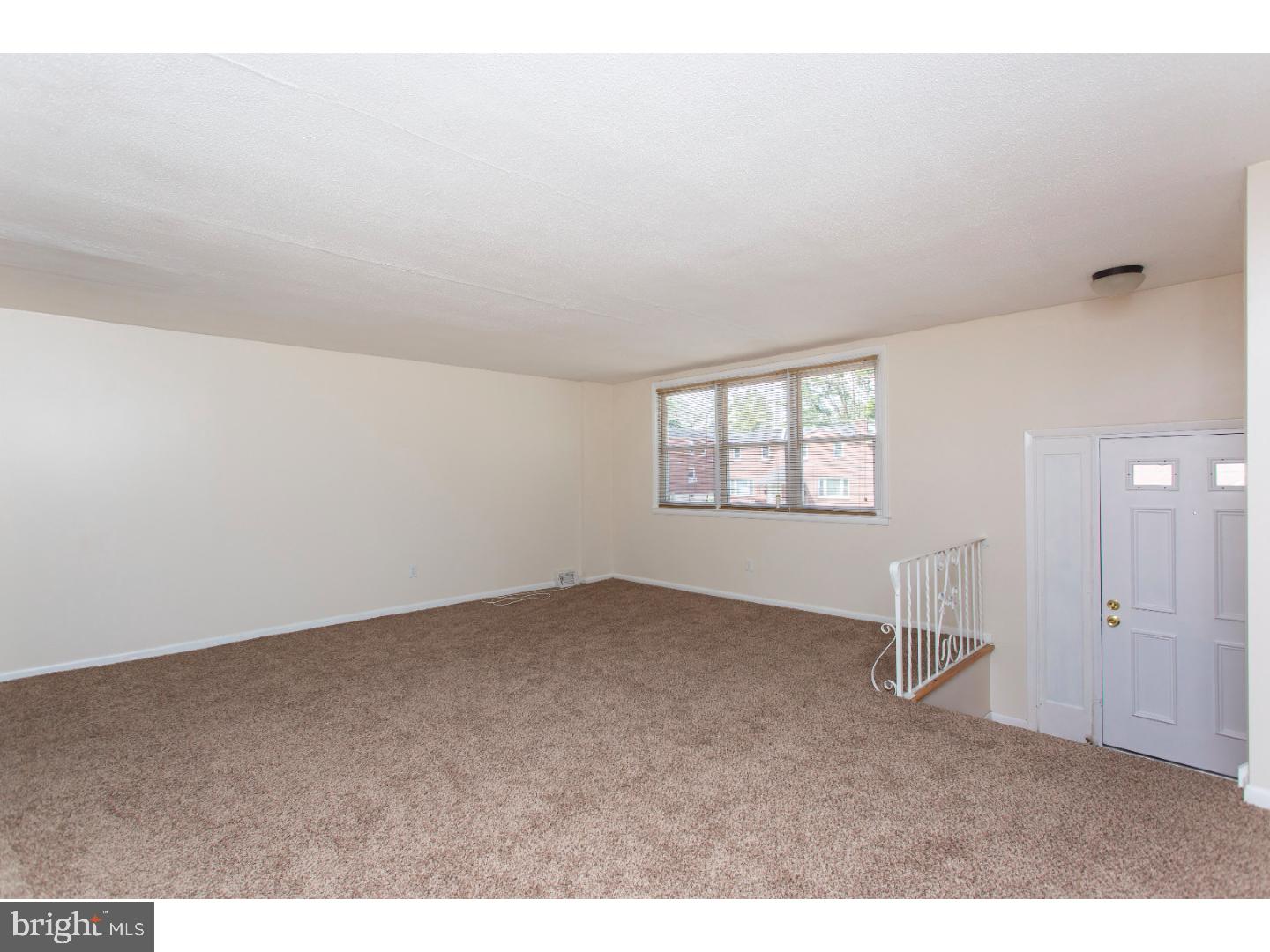 1303 Powell Road Brookhaven, PA 19015 - Photo 4 of 24