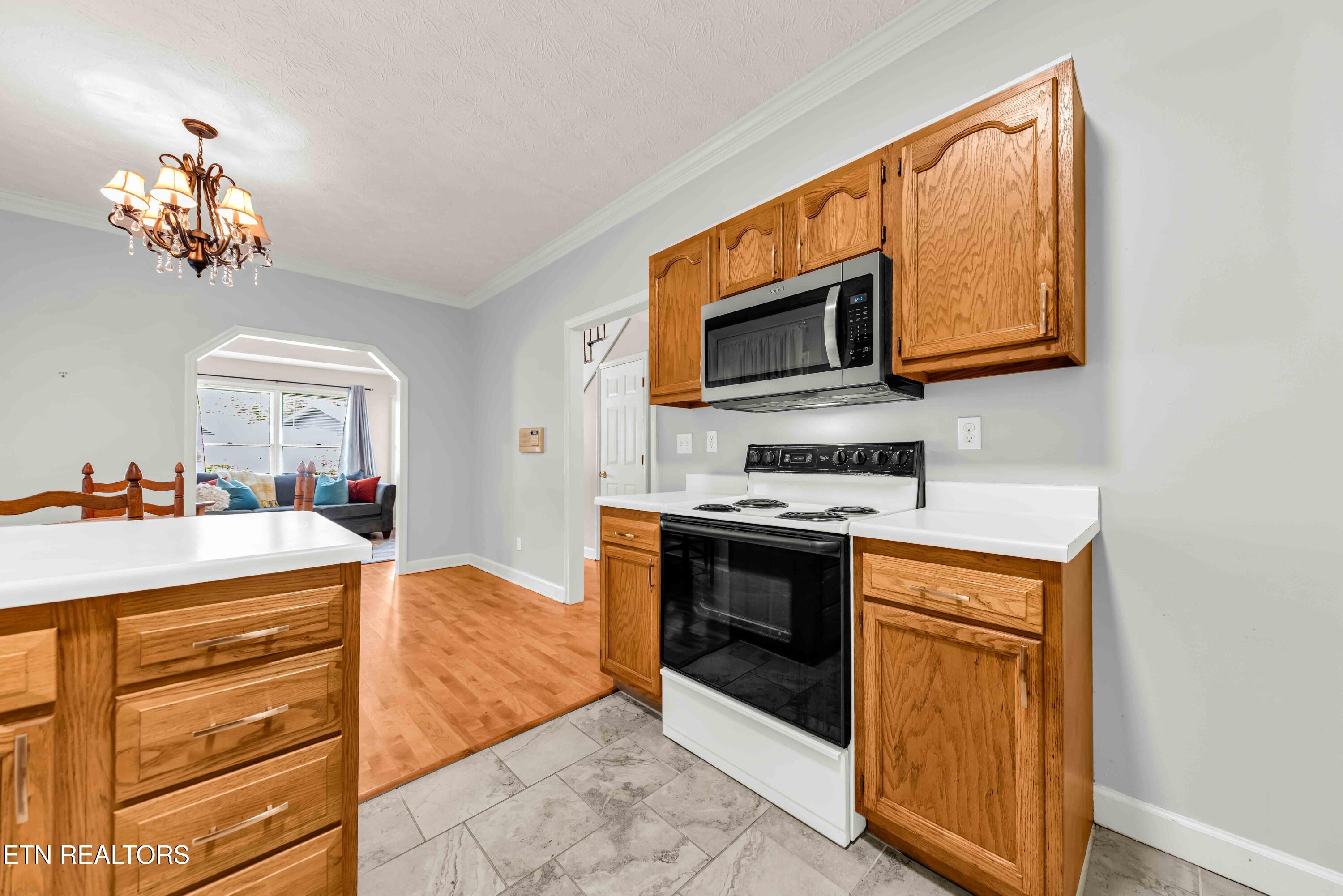 16 Belmont Court Oak Ridge, TN 37830 - Photo 7 of 22 8