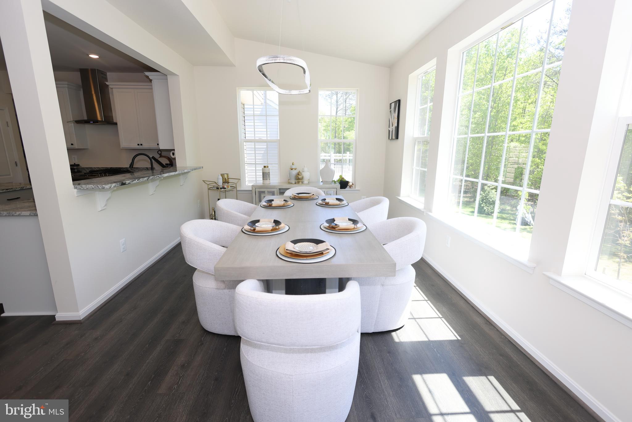 313 Buccoo Reef Loop Accokeek, MD 20607 - Photo 15 of 53 Sun Room 2nd View