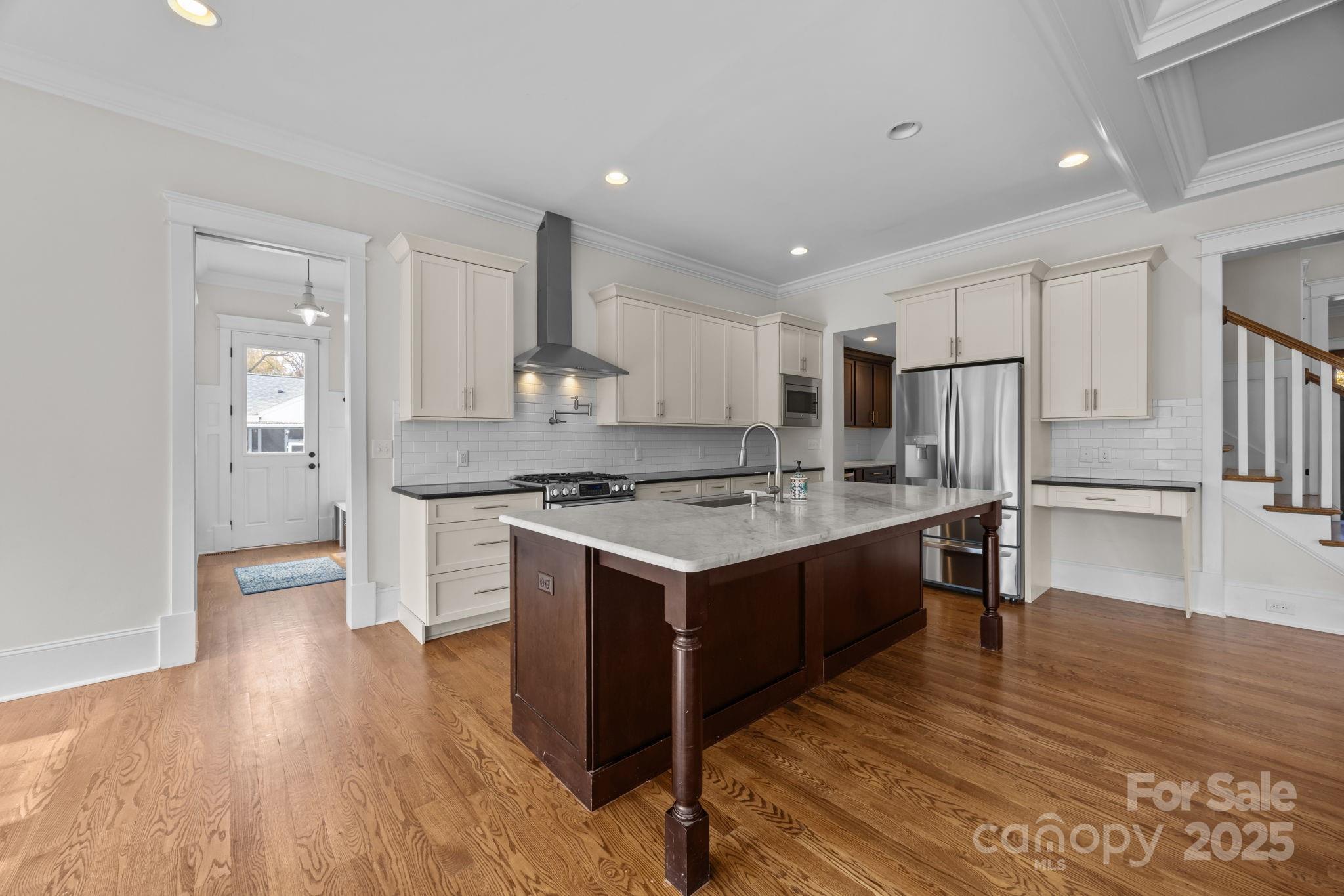 933 Sedgefield Road Charlotte, NC 28209 - Photo 18 of 47