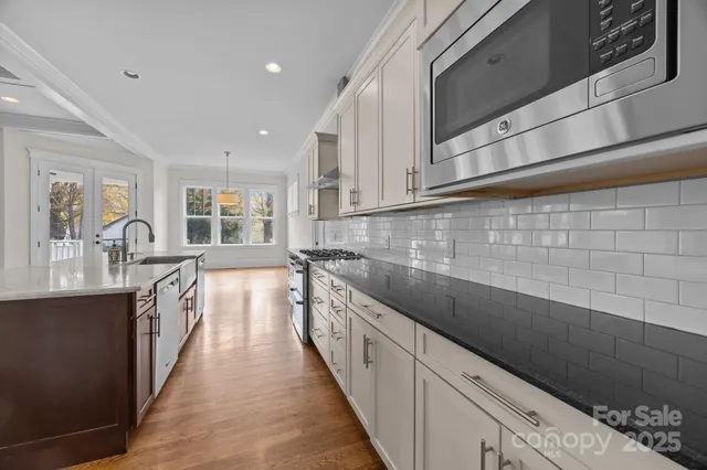 $1,899,000 | 933 Sedgefield Road, Charlotte, NC 28209