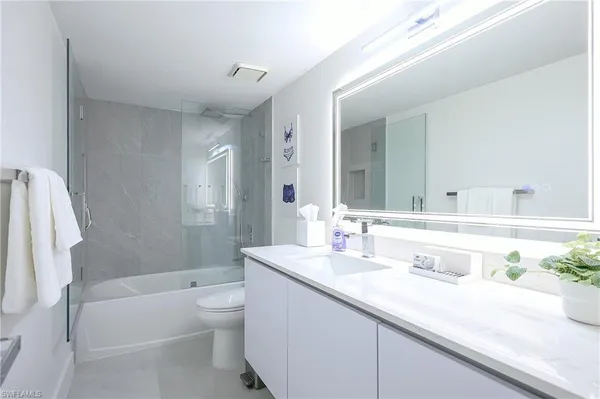 $7,500 | 592 Beachwalk Circle, Unit N202, Naples, FL 34108