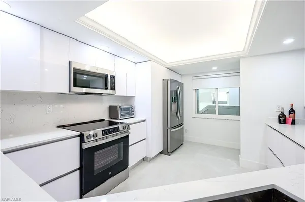 $7,500 | 592 Beachwalk Circle, Unit N202, Naples, FL 34108