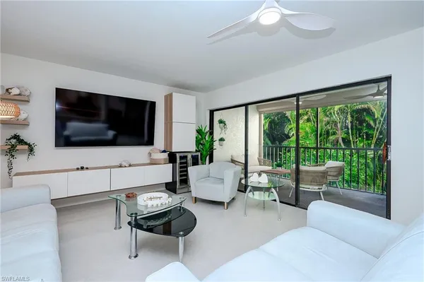 $7,500 | 592 Beachwalk Circle, Unit N202, Naples, FL 34108