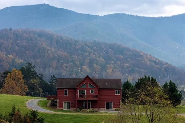 $1,349,900 | 2225-2319 Valley Burg Road, Luray, VA 22835