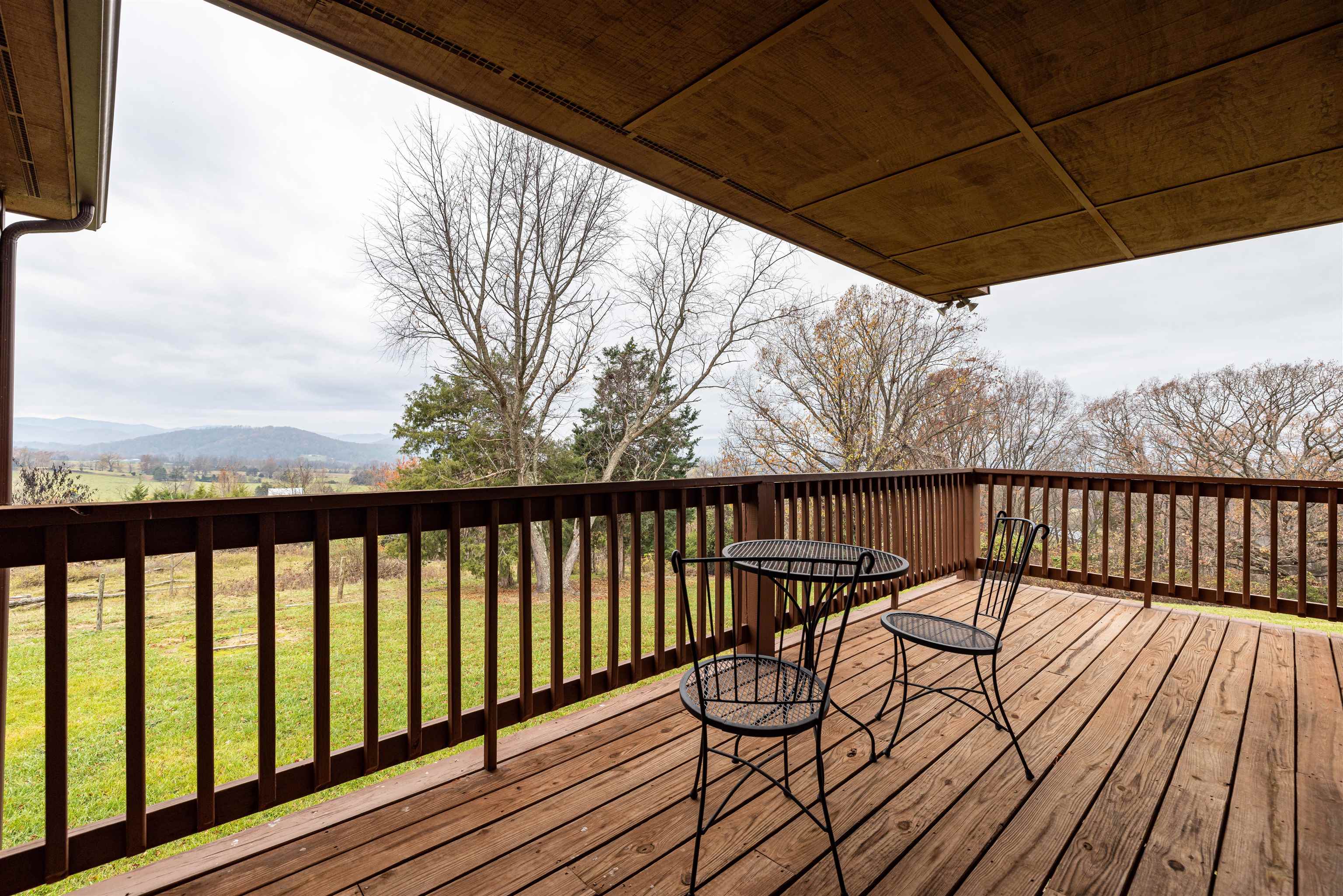 2225-2319 Valley Burg Road Luray, VA 22835 - Photo 42 of 57 a view of balcony with wooden floor