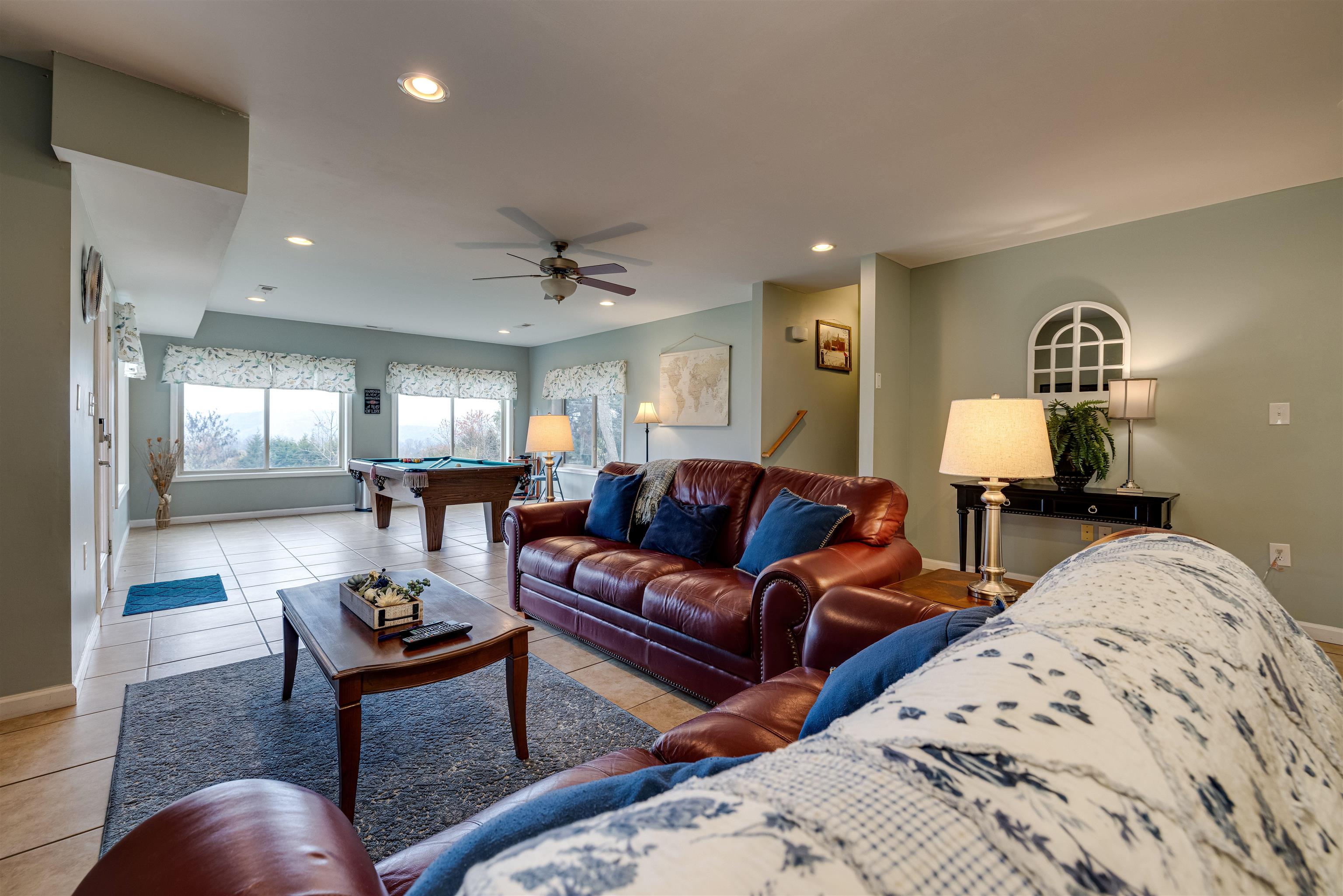 2225-2319 Valley Burg Road Luray, VA 22835 - Photo 45 of 57 Downstairs living area