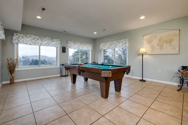 $1,349,900 | 2225-2319 Valley Burg Road, Luray, VA 22835