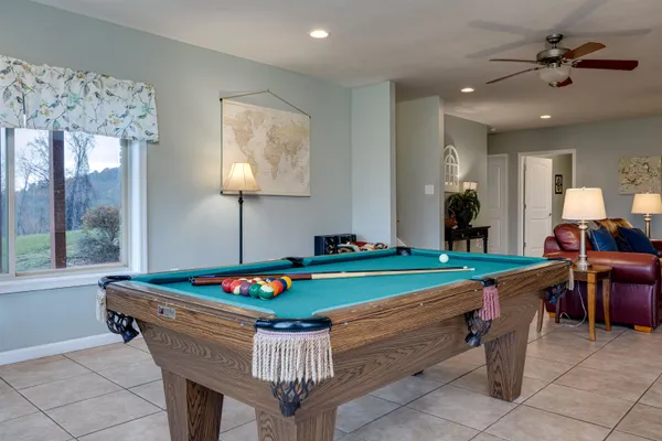 $1,349,900 | 2225-2319 Valley Burg Road, Luray, VA 22835