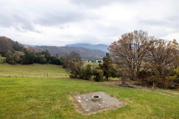 $1,349,900 | 2225-2319 Valley Burg Road, Luray, VA 22835