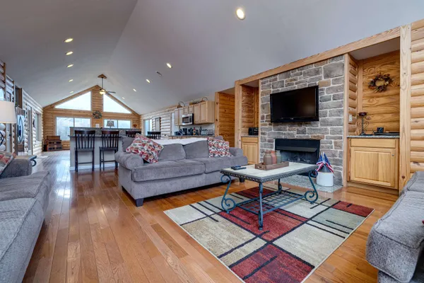 $1,349,900 | 2225-2319 Valley Burg Road, Luray, VA 22835