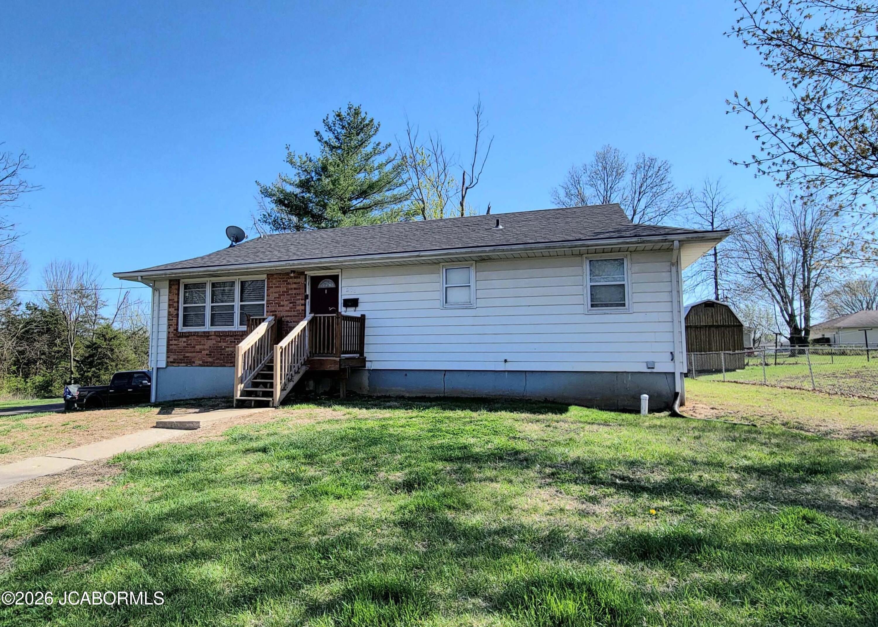1208 Perry Lane Fulton, MO 65251 - Photo 1 of 1 1 copy