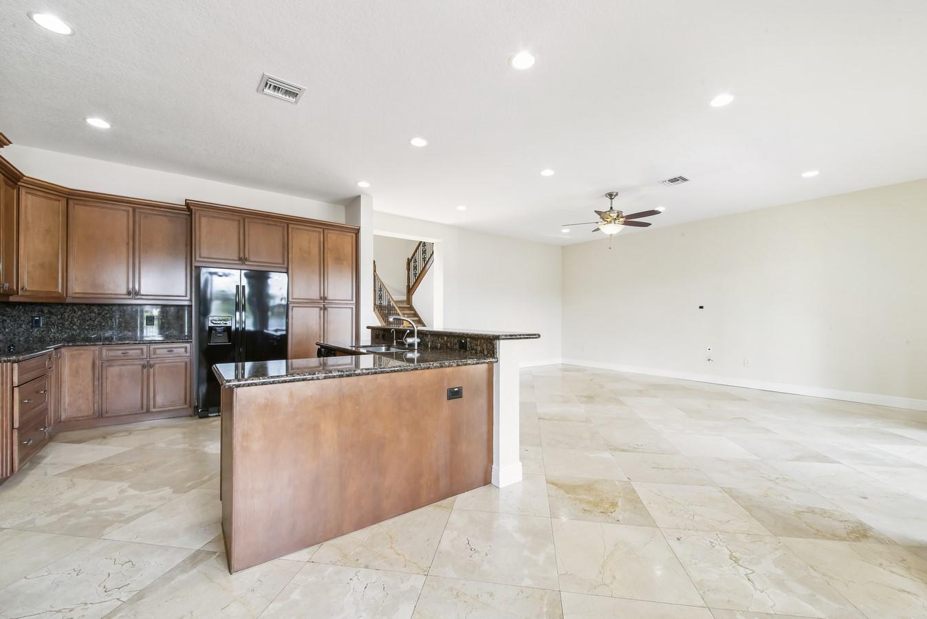 10908 Sunset Ridge Circle Boynton Beach, FL 33473 - Photo 12 of 75 High Hat Lighting